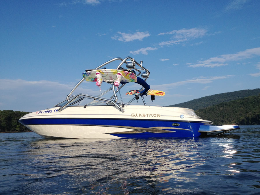2002 Glastron GX205