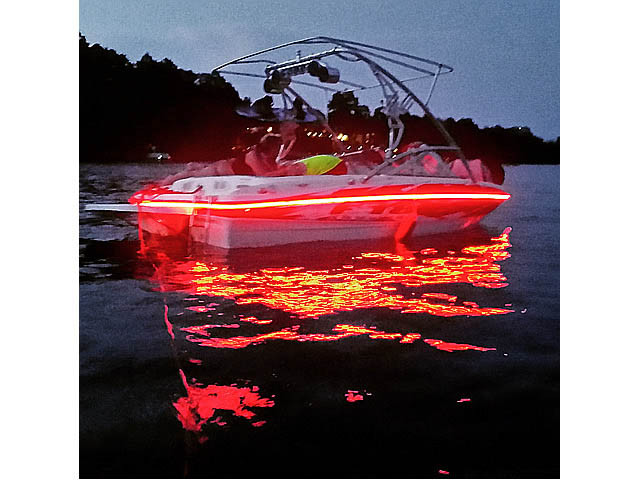 2008 Bayliner F18