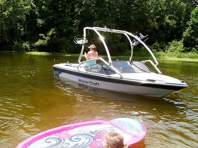 1988 Mastercraft Prostar 190 with Airborne Tower — customer install photo