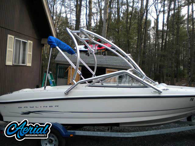 2004 Bayliner 175 Bowrider with Airborne Tower — customer install photo