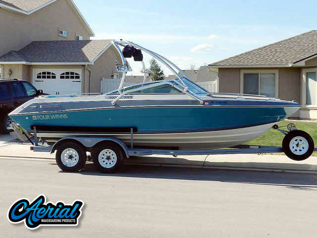 1989 Four Winns Horizon 200 with Airborne Tower — customer install photo