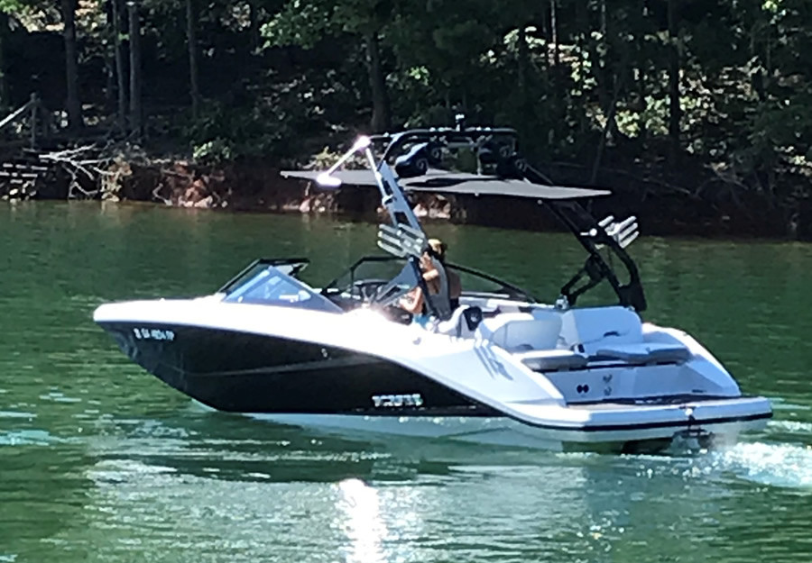 2018 Scarab 215G