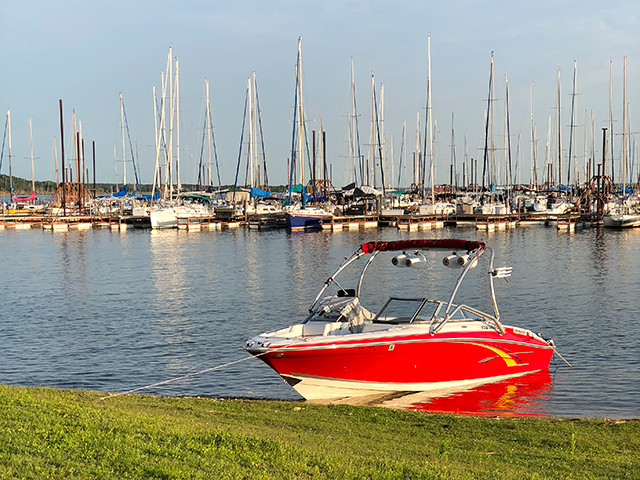 2007 Four Winns H220
