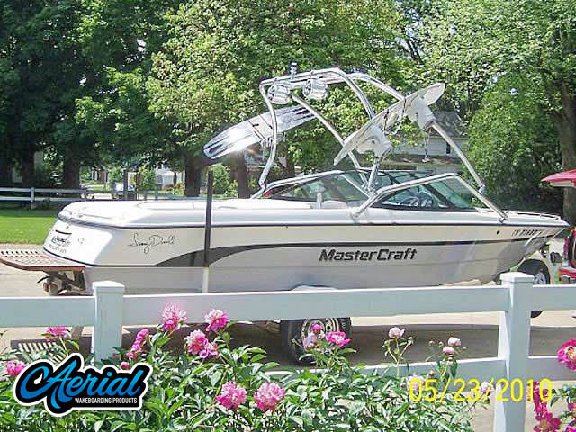 MasterCraft ProStar 205 Sammy Duvall Edition with Airborne Tower — customer install photo
