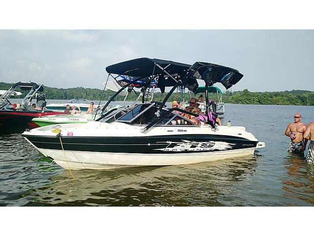 2009 Bayliner BR185 with Airborne Tower — customer install photo