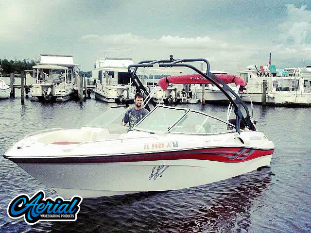 2000 Four Winns 210 horizon