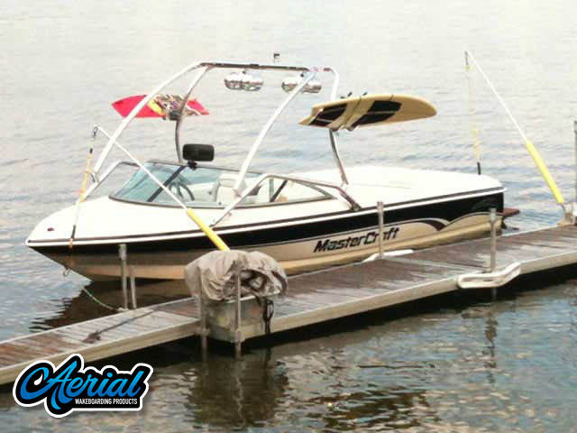 Mastercraft prostar 190 with Airborne Tower — customer install photo