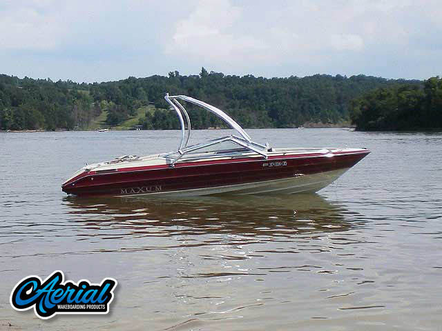 1990 Maxum with Airborne Tower — customer install photo