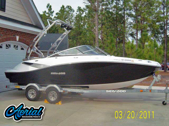 Seadoo 210 Challenger SE with FreeRide Tower — customer install photo
