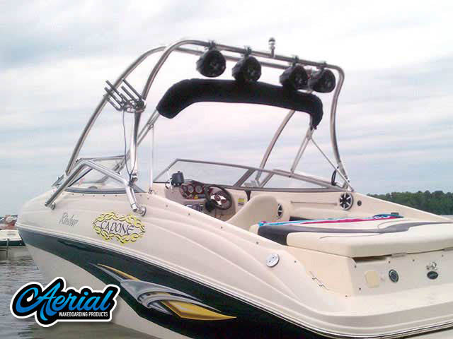 2004 Rinker Captiva 232
