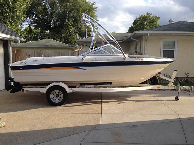 2004 Bayliner Sport