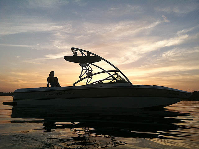 1997 Centurian Elite V-Drive