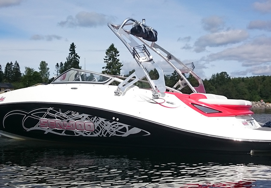 2009 Sea-Doo 230 Wake