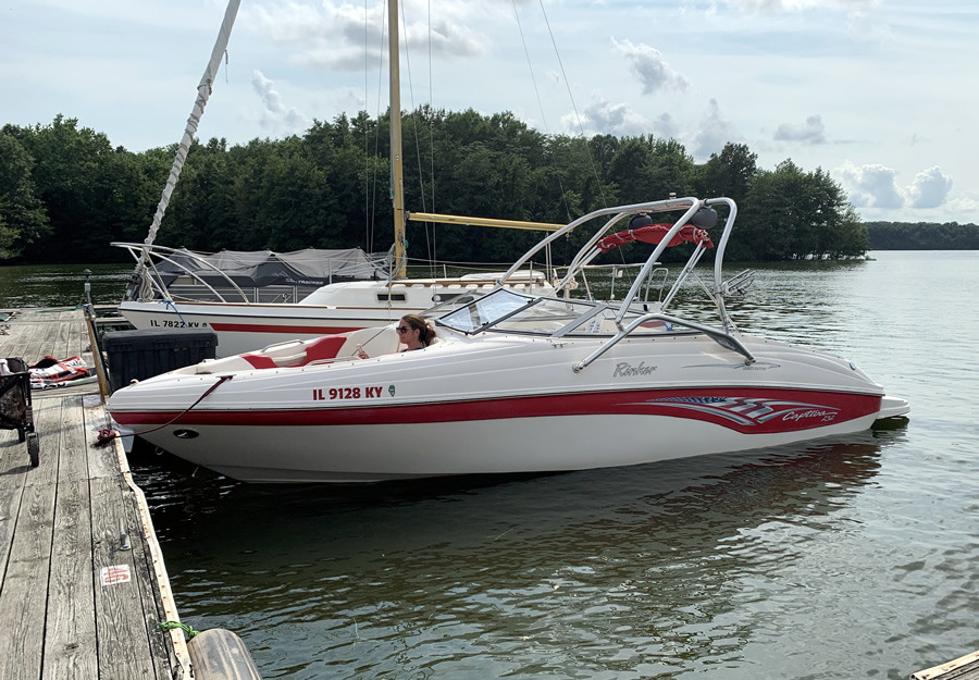 2004 Rinker Captiva 232