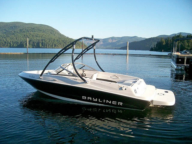 2012 Bayliner 175 with Ascent Tower — customer install photo