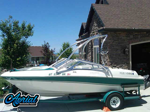 1996 Four Winns Horizon with Airborne Tower — customer install photo