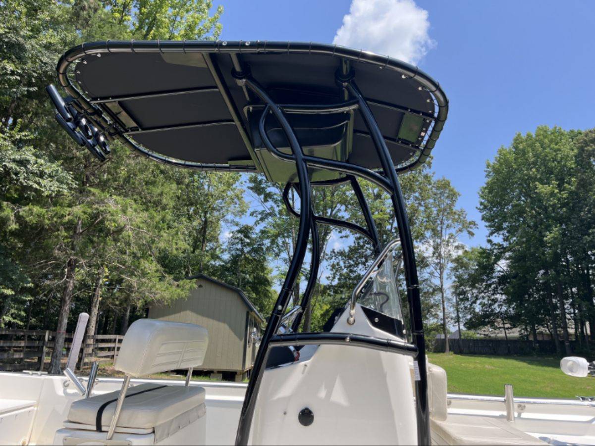 2020 Boston Whaler 190 Montauk with SG600 Boat T-Top