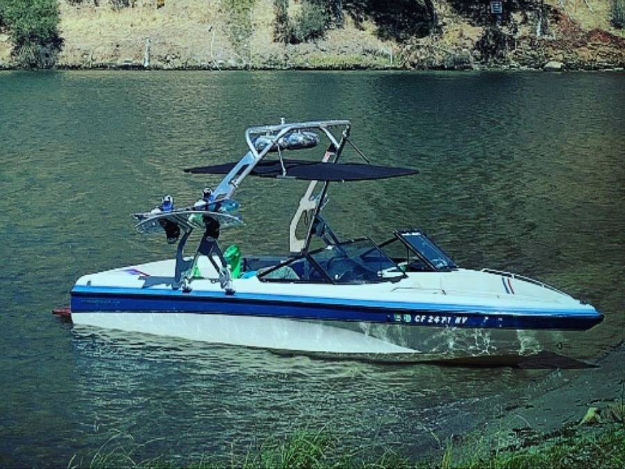 1996 Malibu Sunsetter LX with FreeRide Wakeboard Tower, customer install photo