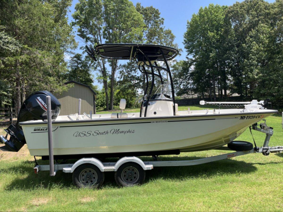 2020 Boston Whaler 190 Montauk