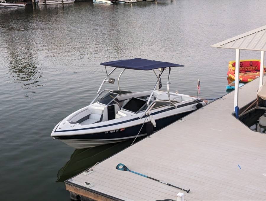 1994 Cobalt 220 with Airborne 2.0 Wakeboard Tower, customer install photo