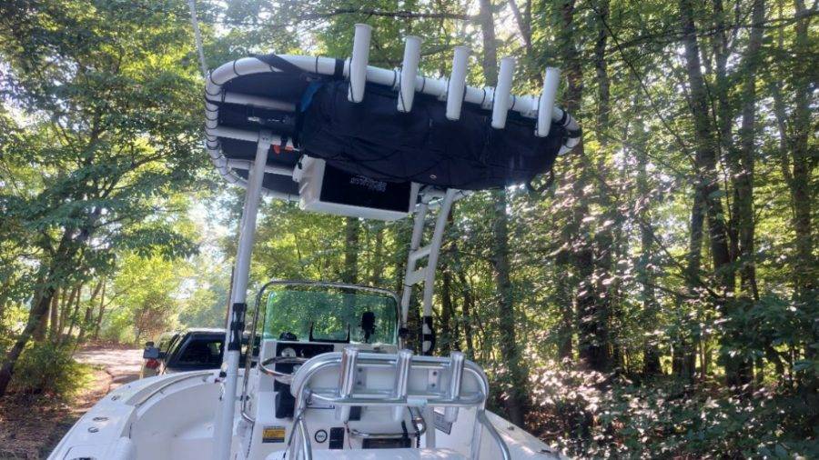 2006 Pioneer 197 Sportfish with SG300 Boat T-Top