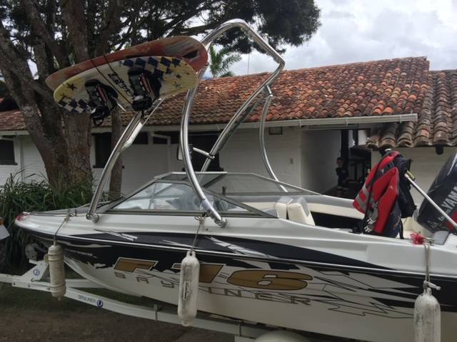 Bayliner Capri with Ascent 2.0 Wakeboard Tower — customer install photo