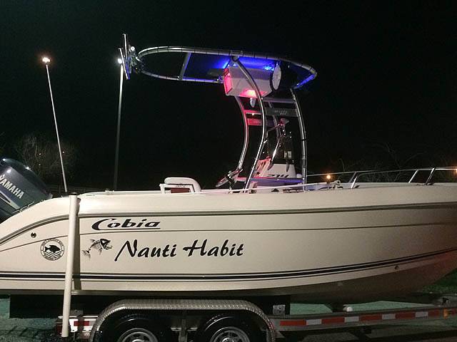 2007 Cobia 214 with SG300 Boat T-Top