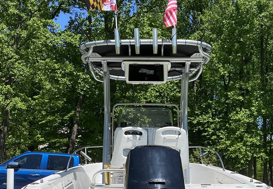 2004 Sea Fox 201CC with SG900 Boat T-Top