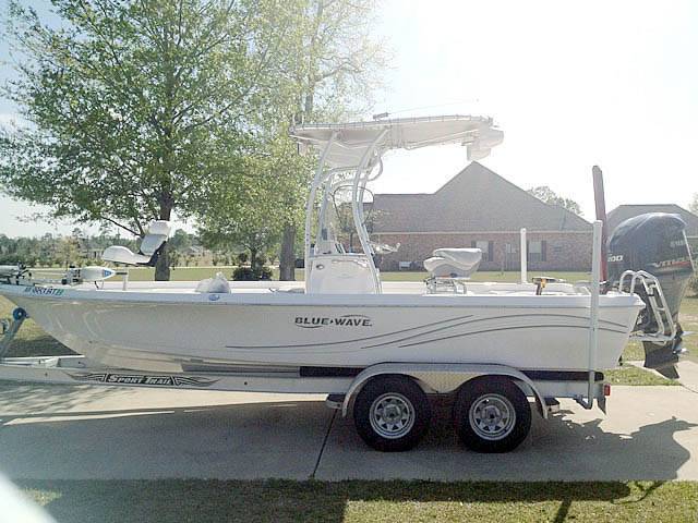 2012 Blue Wave Pure Bay 2200