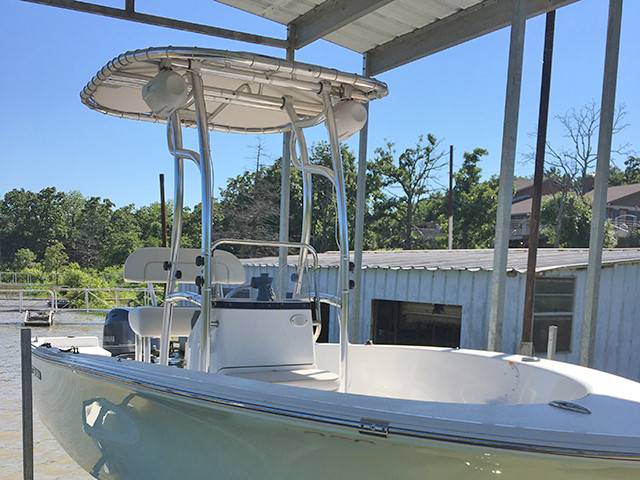 2016 Sportsman Island Reef 17' with SG600 Boat T-Top