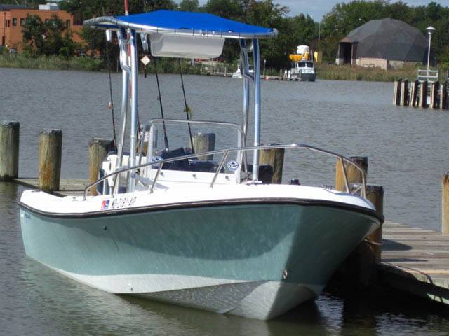 1987 Aquasport 200 with SG600 Boat T-Top