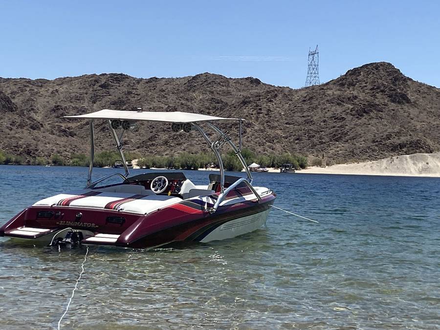 1994 Eliminator 230 Eagle with Airborne Wakeboard Tower