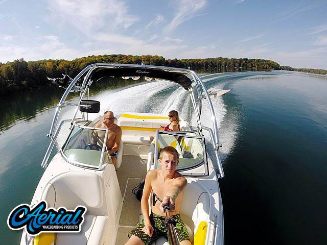 2004 Rinker Captiva 212