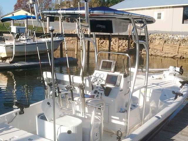 2010 NauticStar 2110 Baystar with SG600 Boat T-Top
