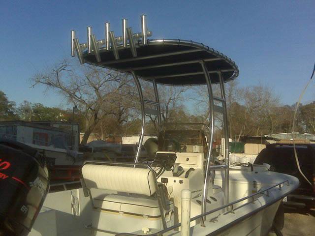 2004 Kenner 2102 Vision Tunnel with SG300 Boat T-Top