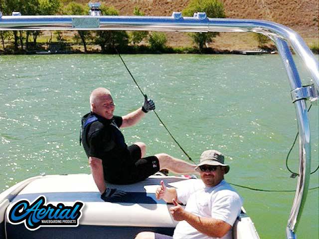 1994 Bayliner Capri 2050 with Airborne 2.0 Wakeboard Tower