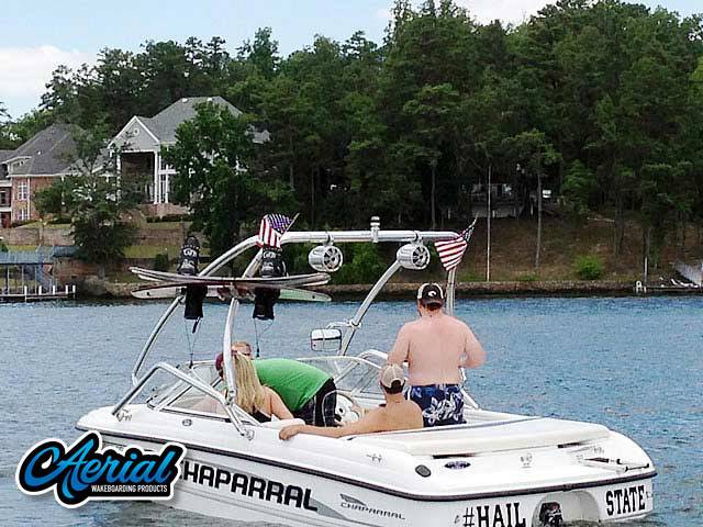 2001 Chaparral 180 SSE with Airborne 2.0 Wakeboard Tower