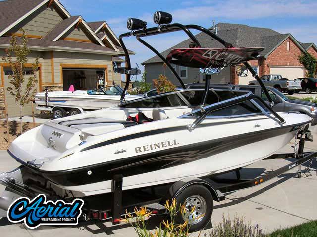 2005 Reinell 191 with Airborne 2.0 Wakeboard Tower