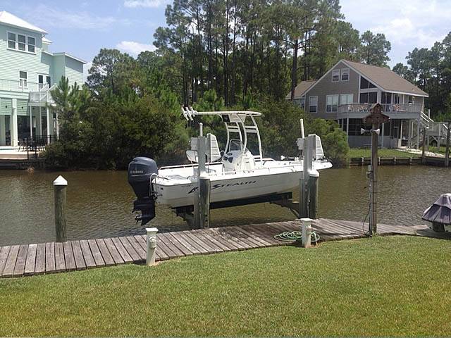 2005 Bay Stealth VIP 2030 with SG300 Boat T-Top, customer install photo