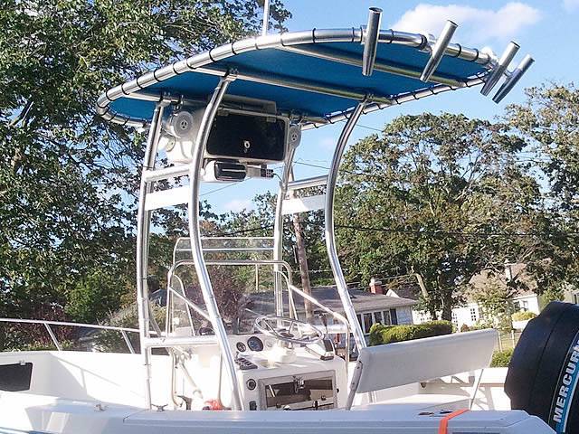 1982 Aquasport Osprey with SG300 Boat T-Top