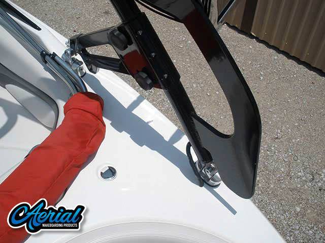 2008 Yamaha 212ss with FreeRide Wakeboard Tower
