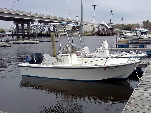 1983 Mako 17' with SG300 Boat T-Top, customer install photo