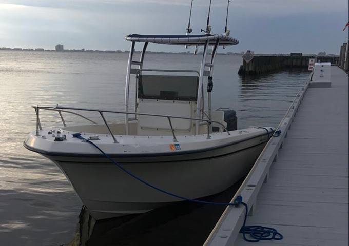 1984 Grady-White 206 Fisherman with SG300 Boat T-Top