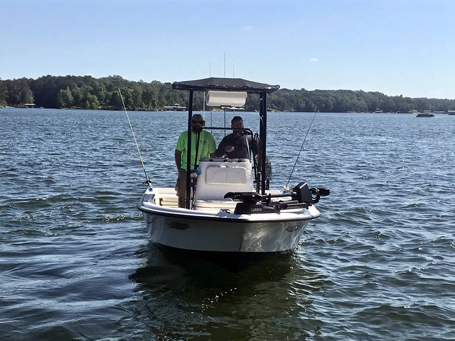 2020 Blue Wave 2000 Classic with SG600 Boat T-Top
