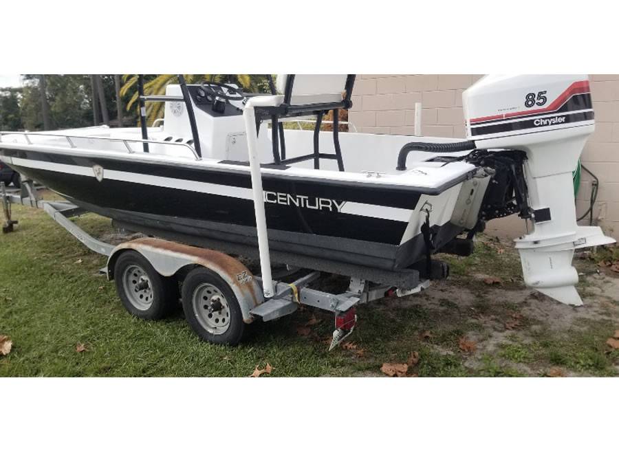 1996 Century 2130 Bay with SG300 Boat T-Top