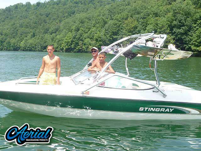2001 Stingray 190LX with Airborne 2.0 Wakeboard Tower — customer install photo