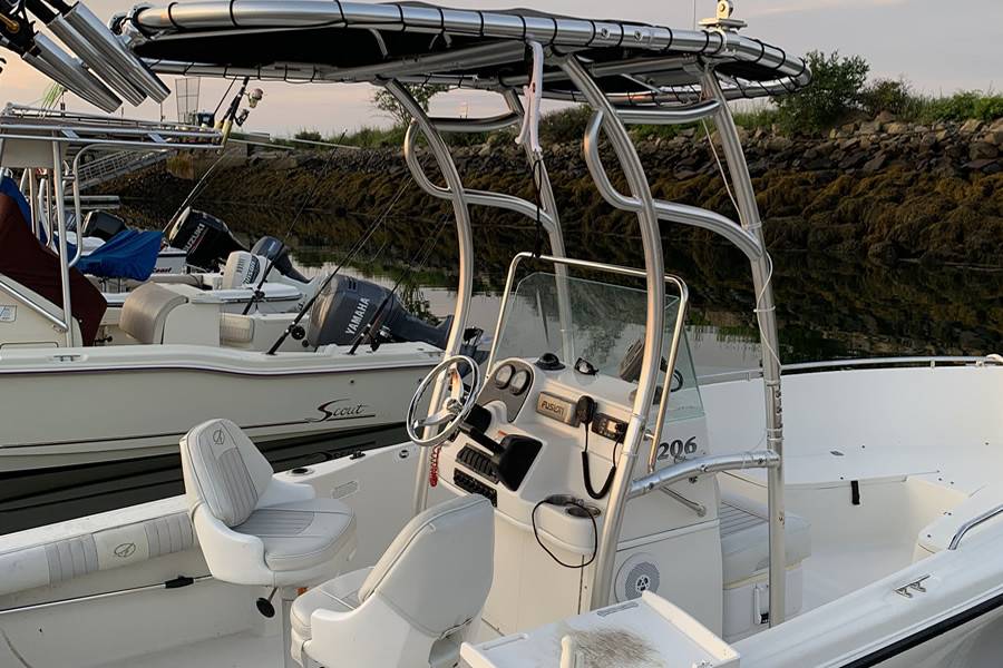 2011 Sailfish 206 with SG600 Boat T-Top