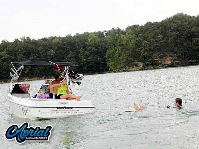 2000 Tige 21V with Assault Wakeboard Tower