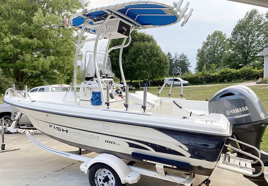 2008 Crestliner Fish Hawk