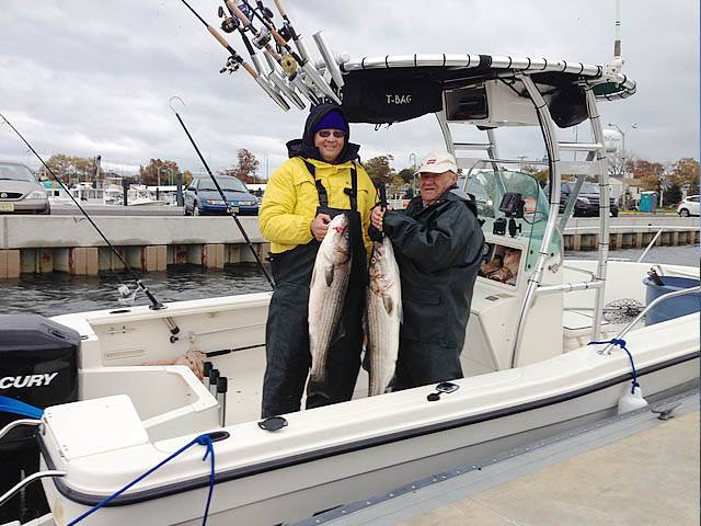 2000 Trophy 1903 with SG300 Boat T-Top, customer install photo